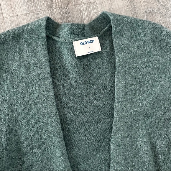 Women’s Long Sweater - Picture 3 of 3